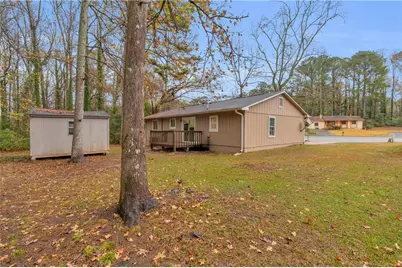 3368 Lincolndale Court, Ellenwood, GA 30294 - Photo 10