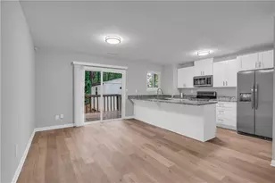 3368 Lincolndale Ct, Ellenwood, GA 30294 - Photo 14