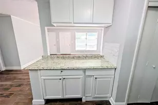 70 Ruzelle Dr, Atlanta, GA 30354 - Photo 8