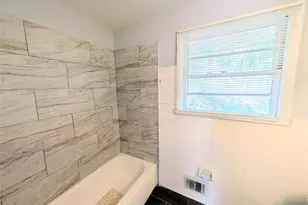 70 Ruzelle Dr, Atlanta, GA 30354 - Photo 16