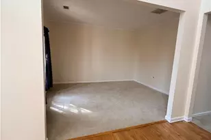 482 Leggett Oaks Ln, Lawrenceville, GA 30043 - Photo 10