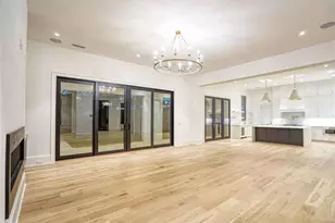 4550 Jolyn Pl, Sandy Springs, GA 30342 - Photo 4