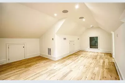 4550 Jolyn Place, Sandy Springs, GA 30342 - Photo 12