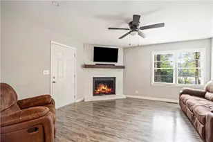 1358 Armistead Cir, Monroe, GA 30655 - Photo 10