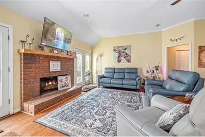 4609 Hunters Court, Gainesville, GA 30507 - Photo 8