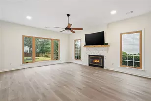 11705 Bentham Ct, Alpharetta, GA 30005 - Photo 8