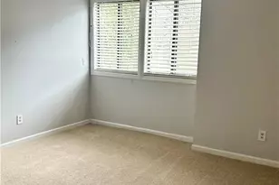 1595 Burnstone Dr, Stone Mountain, GA 30088 - Photo 14