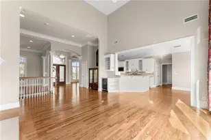 3657 Mariner Bluff Ct, Gainesville, GA 30506 - Photo 10