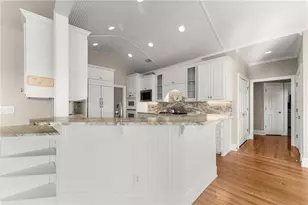 3657 Mariner Bluff Ct, Gainesville, GA 30506 - Photo 14