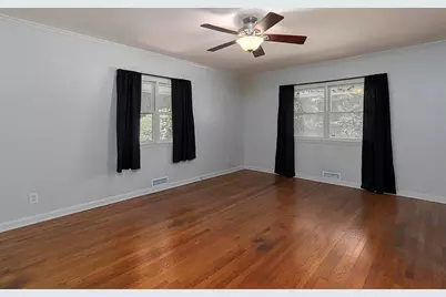 438 Carriage Drive, Atlanta, GA 30328 - Photo 6