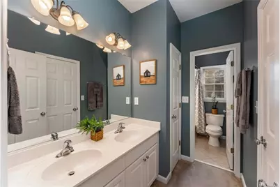 2563 Irwin Lake Overlook, Marietta, GA 30064 - Photo 36