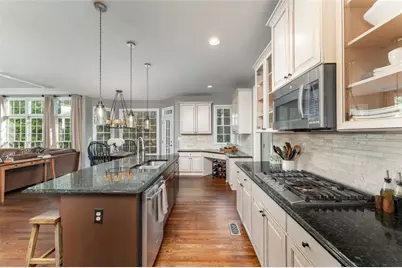 2563 Irwin Lake Overlook, Marietta, GA 30064 - Photo 14