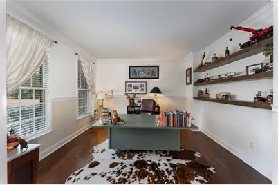 2563 Irwin Lake Overlook, Marietta, GA 30064 - Photo 6