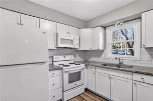 80 Montre Square NW, Atlanta, GA 30327 - Photo 2