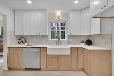5091 Golfbrook Drive, Stone Mountain, GA 30088 - Photo 14