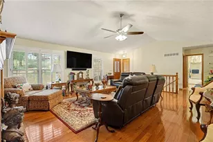 157 Springwater Trce, Woodstock, GA 30188 - Photo 4