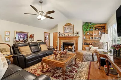 157 Springwater Trace, Woodstock, GA 30188 - Photo 6