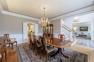 10190 Oxford Mill Dr, Johns Creek, GA 30022 - Photo 12