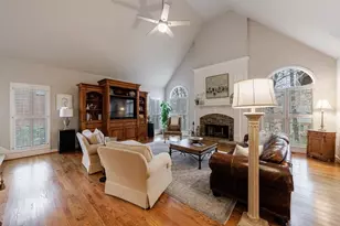 10190 Oxford Mill Dr, Johns Creek, GA 30022 - Photo 24