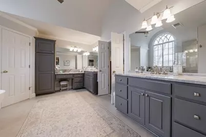 10190 Oxford Mill Drive, Johns Creek, GA 30022 - Photo 44