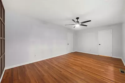 15 Pine Canyon Drive SW, Atlanta, GA 30331 - Photo 18