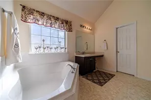 2452 Pierce Cir, Snellville, GA 30078 - Photo 42