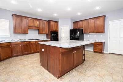 7729 Waterlace Drive, Fairburn, GA 30213 - Photo 12