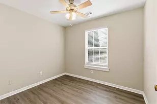 630 Streamside Dr, Roswell, GA 30076 - Photo 16