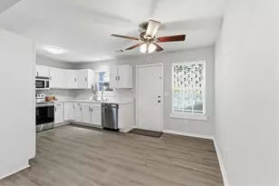 630 Streamside Dr, Roswell, GA 30076 - Photo 6