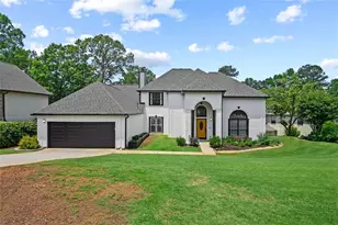 11130 Touraine Ct, Alpharetta, GA 30022 - Photo 2