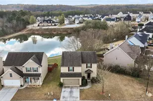 1308 Turning Leaf Ln, Pendergrass, GA 30567 - Photo 2