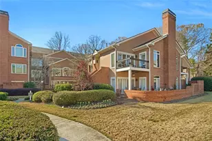 5364 Brooke Ridge Dr, Atlanta, GA 30338 - Photo 2