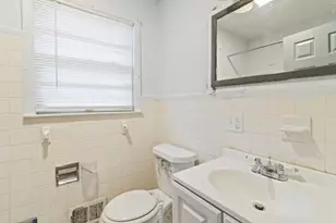 913 Longleaf Dr, Forest Park, GA 30297 - Photo 10