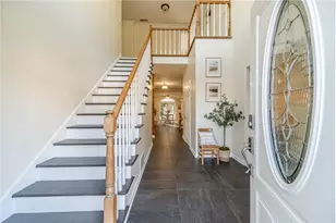 1034 Sunny Field Ln, Lawrenceville, GA 30043 - Photo 2