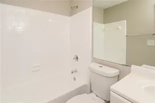 5707 Wells Cir, Stone Mountain, GA 30087 - Photo 14