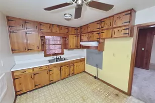 2298 Starline Dr, Decatur, GA 30032 - Photo 6