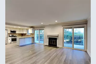 31 Matawan Circle SE, Smyrna, GA 30080 - Photo 8