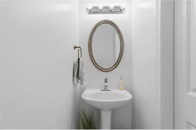 1428 Liberty Parkway NW, Atlanta, GA 30318 - Photo 12