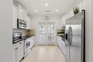 1428 Liberty Pkwy NW, Atlanta, GA 30318 - Photo 8