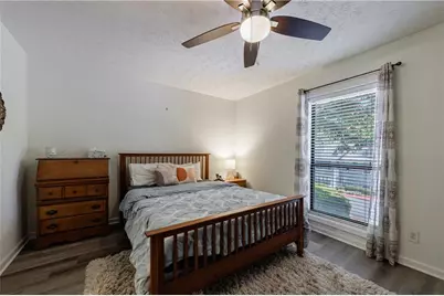 215 Summit North Drive NE, Atlanta, GA 30324 - Photo 16