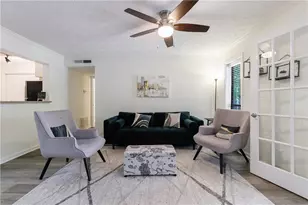 215 Summit N Dr NE, Atlanta, GA 30324 - Photo 4