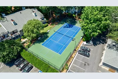 215 Summit North Drive NE, Atlanta, GA 30324 - Photo 32