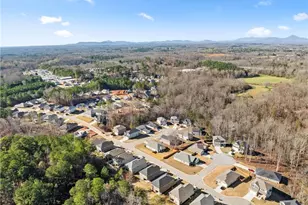 304 Magnolia Villas Dr, Cornelia, GA 30531 - Photo 44