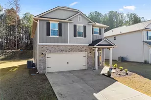 304 Magnolia Villas Dr, Cornelia, GA 30531 - Photo 2