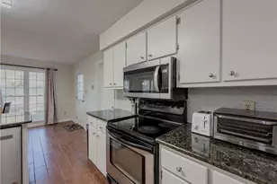 4722 Bradford Ln, Powder Springs, GA 30127 - Photo 18