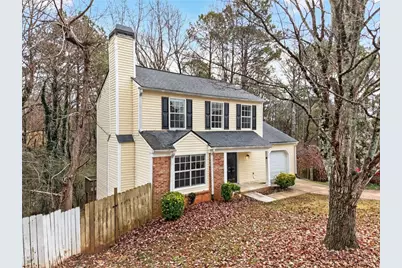 902 Trace Circle NE, Marietta, GA 30066 - Photo 2