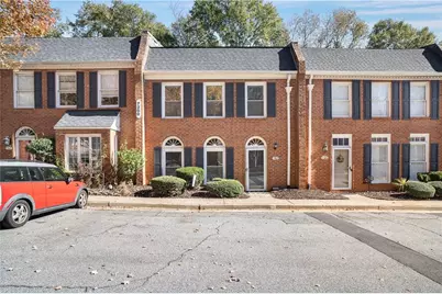 7307 Saint Charles Square, Roswell, GA 30075 - Photo 32