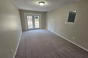 1037 Forest Path, Stone Mountain, GA 30088 - Photo 12