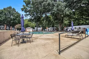 1010 Sasha Ln, Roswell, GA 30075 - Photo 8