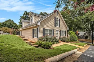 1010 Sasha Ln, Roswell, GA 30075 - Photo 24